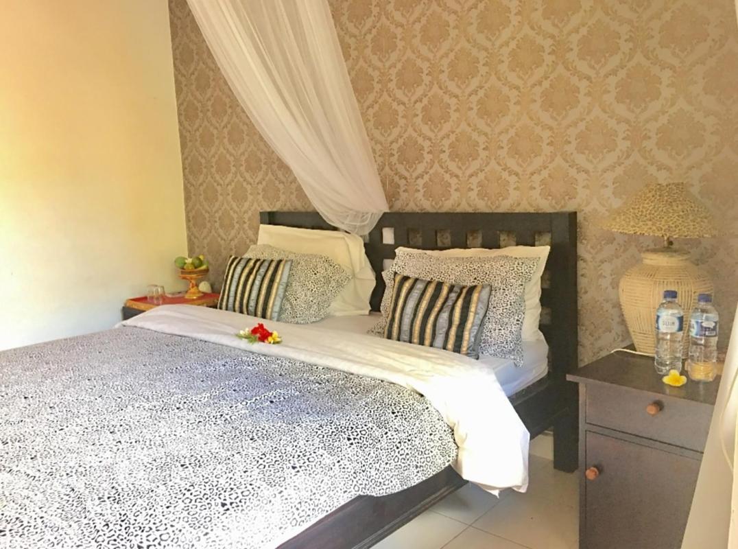 Kubu Verra Seminyak Kuta Lombok Esterno foto